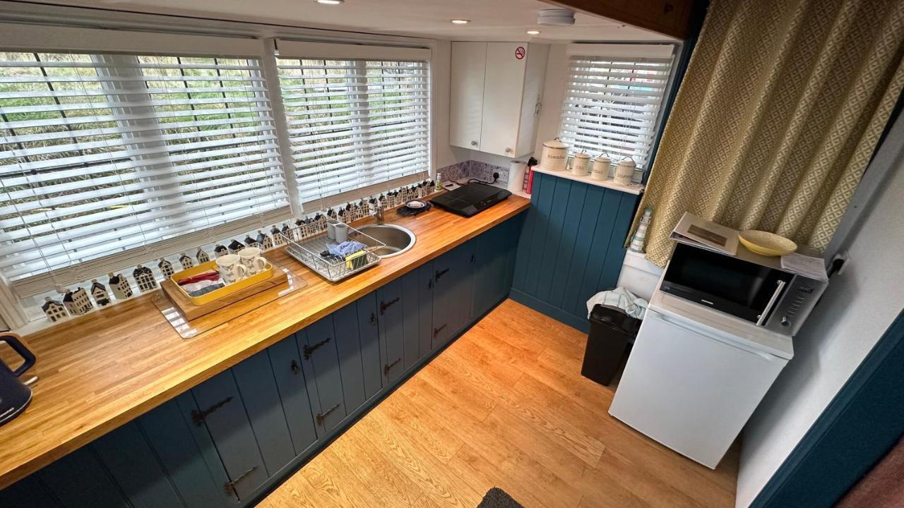 Toosey Lass - St Osyth Creek Saint Osyth Exterior foto